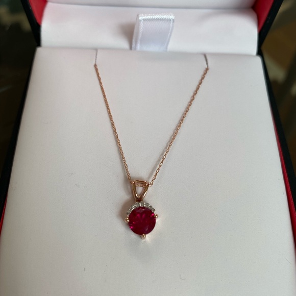 10k Rose gold 🌹 Red Ruby necklace - Picture 3 of 13